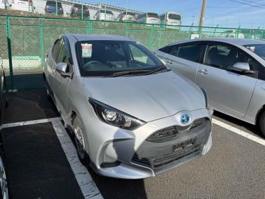 2021 Toyota Yaris Hybrid X