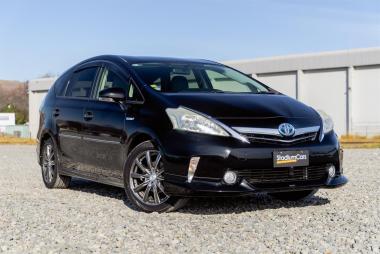 2012 Toyota PRIUS Alpha G 7 Seater Hybrid