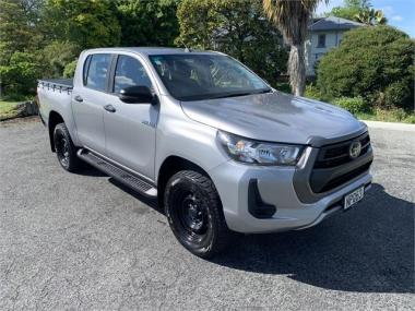 2021 Toyota Hilux Sr Td Dc 2.8Dt/4Wd