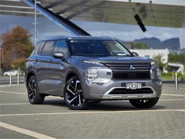 2022 Mitsubishi Outlander Vrx Phev/4Wd/At