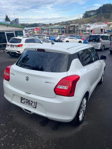 2022 Suzuki Swift GL 1.2P/CVT