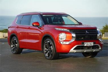 2023 Mitsubishi Outlander VRX 2WD 2.5 auto