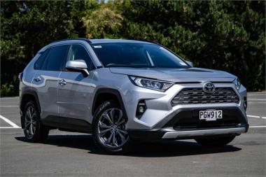 2022 Toyota RAV4 3 Year Signature Class Warranty