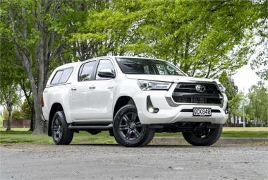 2023 Toyota Hilux SR5 Double Cab 2.8L Turbo Diesel