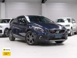 2013 Volvo V40 T5 AWD 'Cross Country'