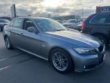 2010 BMW 320i Highline-Leather in Canterbury