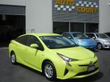2015 Toyota Prius E