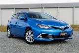2016 Toyota Auris (Corolla) Hybrid