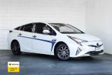 2017 Toyota PRIUS S HYBRID, SAFETY PLUS PACK