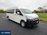 2021 Toyota Hiace ZX 10 Seat MB 2.8TD/6AT