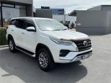 2022 Toyota Fortuner LIMITED 4WD, LOW KMS