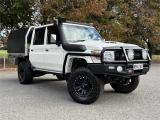 2017 Toyota Land Cruiser 70 LX 4.5DT 5MT 4WD DCC