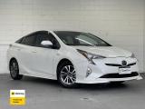 2016 Toyota PRIUS S SAFETY PLUS