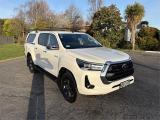 2020 Toyota Hilux SR5 2.8DT 6AT 2WD DCW/4D/5S