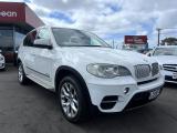 2011 BMW X5 3.0L Twin Turbo - 7 Seats