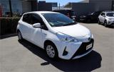 2018 Toyota Vitz HYBRID F, Hatchback