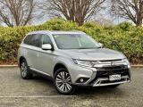 2022 Mitsubishi Outlander LS AWD 7 SEATER AMAZING 