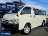 2004 Toyota Hiace 10 Seater 4WD