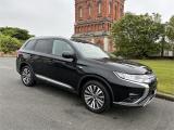 2022 Mitsubishi Outlander LS 2WD 7 SEATER