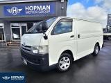 2010 Toyota Hiace Chiller Van