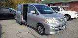 Toyota noah ,5 seater 