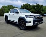 2022 Toyota Hilux SR5 CRUISER 4X4