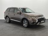 2022 Mitsubishi Outlander LS