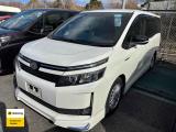 2015 Toyota VOXY Hybrid V 7-Seater